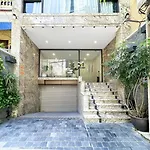 Hannari Apartment